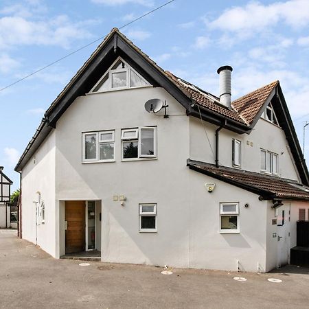 Central And Cosy Brockenhurst Flat المظهر الخارجي الصورة